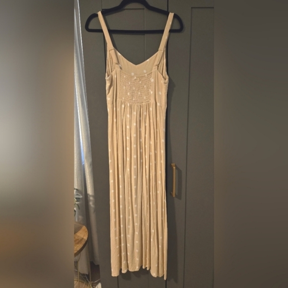 OLD NAVY Long Polkadot Maxi Dress - Picture 2 of 3